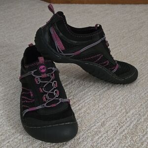 Women's Black and Pink Athletic Shoes